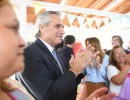 El presidente encabezó en Pilar el acto de finalización de 30 Centros de Desarrollo Infantil en seis provincias