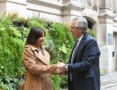 El presidente se reunió con la alcaldesa de París, Anne Hidalgo