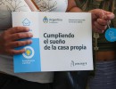 El presidente entregó viviendas en el barrio Montecarlo de Esteban Echeverría