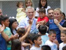 Alberto Fernández visitó a niños y niñas del Hogar Juan XXIII y el EPI Sonrisas en Baradero