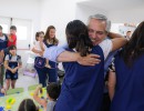 Alberto Fernández visitó a niños y niñas del Hogar Juan XXIII y el EPI Sonrisas en Baradero