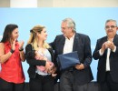 “La jubilación no jubila la felicidad ni el disfrute”, afirmó el presidente al inaugurar en Catamarca las primeras viviendas para personas mayores