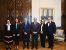 El presidente se reunió con el ministro del Interior de España