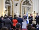 El presidente encabezó la ceremonia de jura de diplomáticos y diplomáticas del Instituto del Servicio Exterior de la Nación