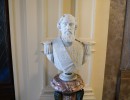 A 118 años del fallecimiento de Bartolomé Mitre: El busto presidencial que tiene un orificio en su frente
