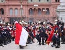 Histórico cambio de guardia con los Regimientos de Granaderos, Patricios y General Iriarte en Plaza de Mayo