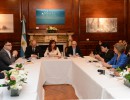 La Presidenta junto a dirigentes gremiales de centrales internacionales