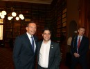 El ministro de Economía, Axel Kicillof, es recibido por el primer ministro de Australia, Tony Abbott, al comienzo de las deliberaciones de la Cumbre del G20, en Brisbane.
