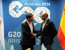 El ministro de Economía, Axel Kicillof, junto al ministro de Finanzas de España, Luis Guindos y comitiva. 