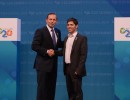 El Primer Ministro de Australia, Tony Abbott, da la bienvenida al Jefe de la Delegacion argentina
