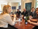 La Jefa de Estado recibió a directivos de Saint-Gobain