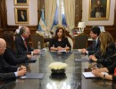 Minera peruana anuncia inversión de 560 millones de pesos en Santa Cruz