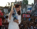 “Como a Néstor Kirchner, a Hugo Chávez lo custodia su pueblo”, afirmó Cristina Fernández en Barracas
