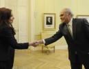 La jefa de Estado recibió las cartas credenciales de seis embajadores