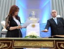 La jefa de Estado tomó juramento al nuevo gabinete nacional