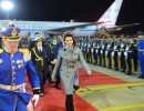 La Presidenta arribó a Paraguay en visita oficial