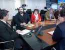 Capitanich y Sileoni recibieron a gremios docentes