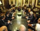 Cristina Fernández encabezó reunión con gremios que alcanzaron acuerdos salariales