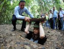 La Presidenta recorrió los túneles de Cu Chi donde resaltó el amor a la Patria y el valor de la paz