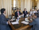 El jefe de Gabinete se reunió con representantes de Edenor y Edesur