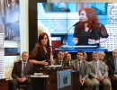 La Presidenta reclamó un “esfuerzo compartido” para mantener el crecimiento y el empleo