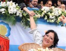 “Estamos logrando unificar la historia de un país que se había dividido desde su inicio”, afirmó la Presidenta al conmemorar el 25 de mayo