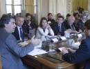 El Jefe de Gabinete recibió a pequeños productores para analizar leyes del consumidor