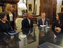 La jefa de Estado encabezó la firma de un convenio de cooperación espacial con Estados Unidos