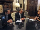 La Jefa de Estado recibió a empresarios que fabricarán en el país autorradios con GPS