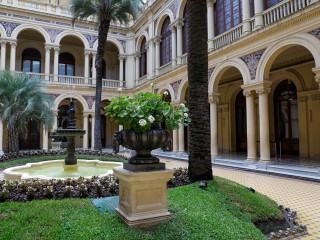 Patio de Honor