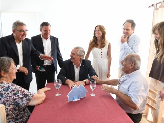 “La jubilación no jubila la felicidad ni el disfrute”, afirmó el presidente al inaugurar en Catamarca las primeras viviendas para personas mayores