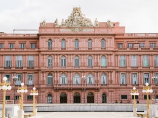 “Para construir una sociedad más igualitaria la democracia es insustituible”, dijo el presidente