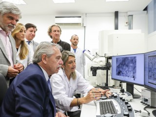 El presidente inauguró en Mar del Plata el nuevo edificio de INTEMA