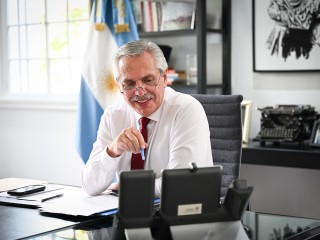 El presidente Alberto Fernández se comunicó con su par de España, Pedro Sánchez