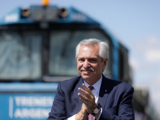 El presidente encabezó la última prueba de las obras para restituir el tren a Mendoza luego de 30 años sin servicio