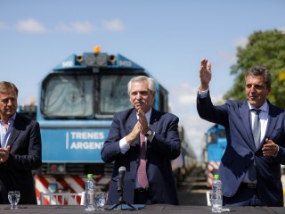 El presidente encabezó la última prueba de las obras para restituir el tren a Mendoza luego de 30 años sin servicio
