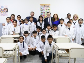El presidente inauguró las obras de ampliación y puesta en valor de la Escuela Centenario en Santiago del Estero