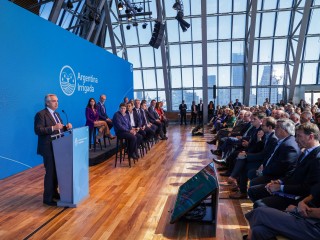 El Gobierno nacional presentó el Plan Integral Argentina Irrigada que beneficia a más de 50 mil productores