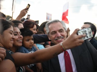  El presidente entregó en Santiago del Estero la vivienda 100 mil de la gestión