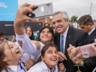 El presidente entregó viviendas e inauguró las obras de un nuevo gasoducto en la provincia de Catamarca