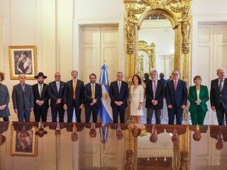 El Gobierno nacional revocó la condecoración a Maurice Papon por su colaboración con el régimen nazi 
