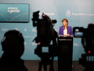 Cerruti destacó el crecimiento sostenido del trabajo registrado y la actividad industrial