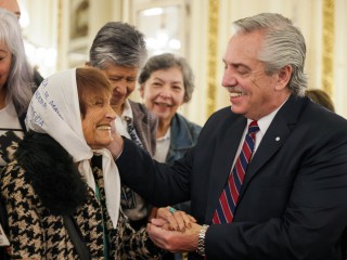 El presidente se reunió con representantes de familiares de detenidos-desaparecidos de Latinoamérica
