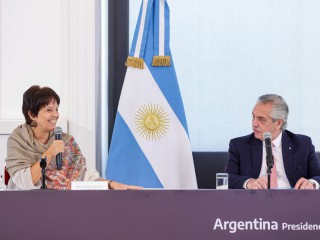 El Consejo Económico y Social le presentó al presidente un proyecto de ley para su institucionalización