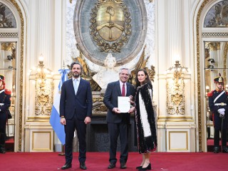 El presidente recibió las cartas credenciales de 25 nuevos embajadores y embajadoras