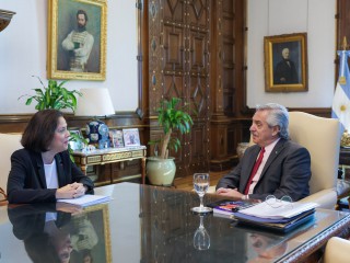 El presidente se reunió con la embajadora saliente de Francia, Claudia Scherer-Effosse