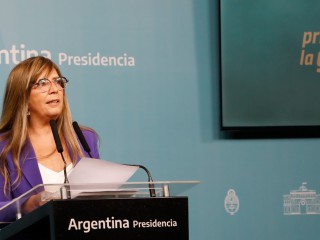 El Gobierno nacional canceló las condecoraciones de la Orden de Mayo y de la Orden del Libertador San Martín a Augusto Pinochet