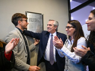 El presidente inauguró el nuevo Centro Territorial Integral de Políticas de Género y Diversidad de Morón