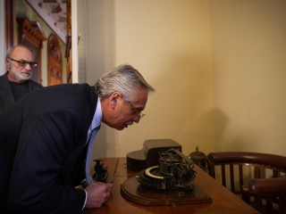El presidente recorrió obras de restauración y puesta en valor de la ex sede de la Biblioteca Nacional y de la Basílica San Francisco de Asís