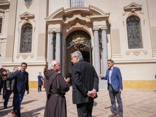 El presidente recorrió obras de restauración y puesta en valor de la ex sede de la Biblioteca Nacional y de la Basílica San Francisco de Asís